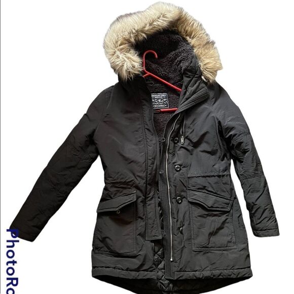 American Eagle Outfitters Winter Jacket - Picture 8 of 9